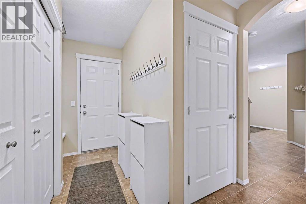 19 Copperfield Crescent Se, Calgary, Alberta  T2Z 4L5 - Photo 15 - A2278553