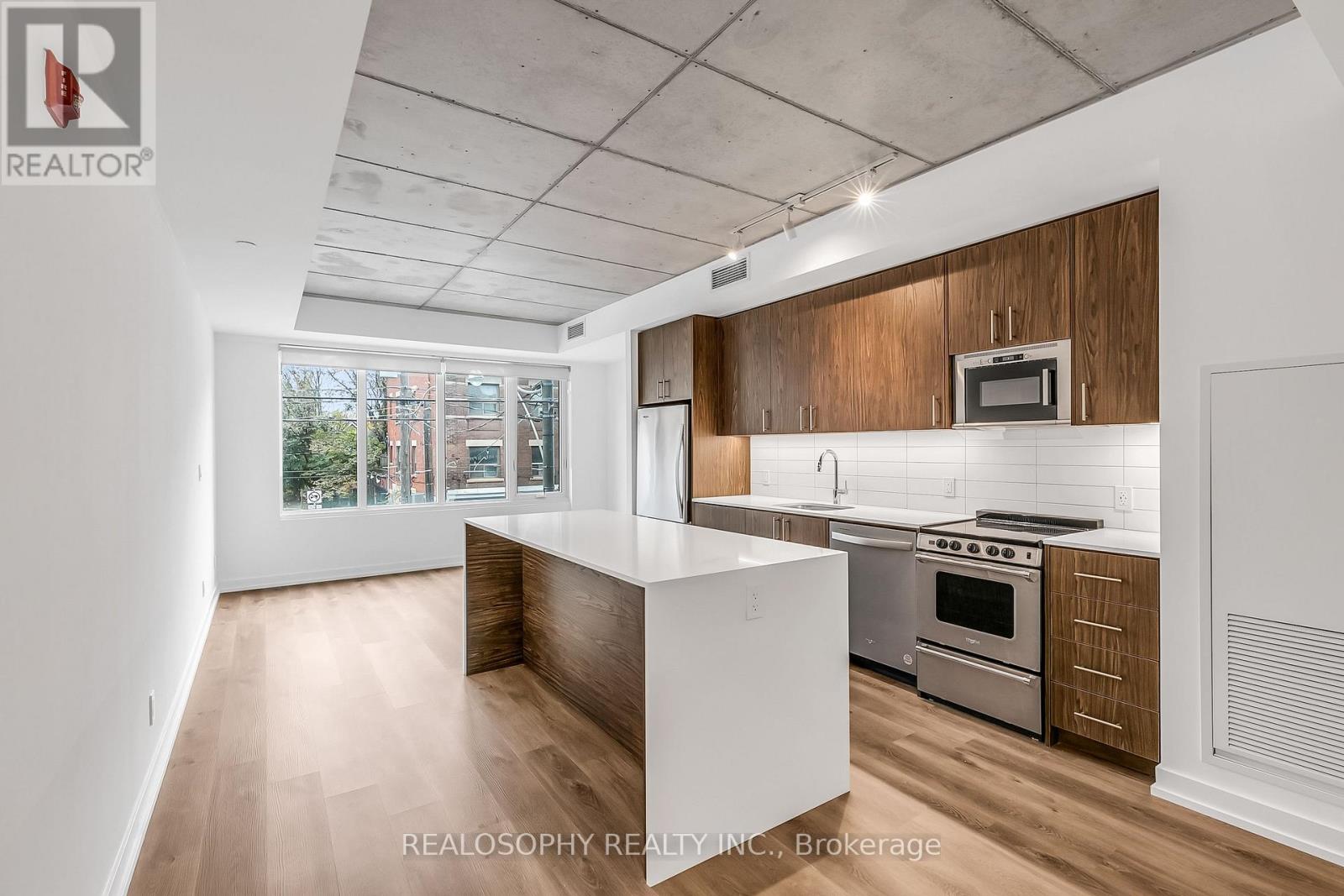 405 - 115 Larchmount Avenue, Toronto, Ontario  M4M 2Y6 - Photo 2 - E12687570