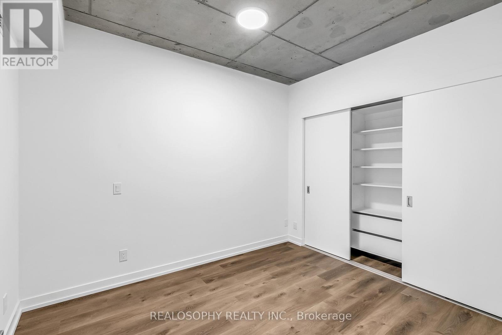 405 - 115 Larchmount Avenue, Toronto, Ontario  M4M 2Y6 - Photo 7 - E12687570