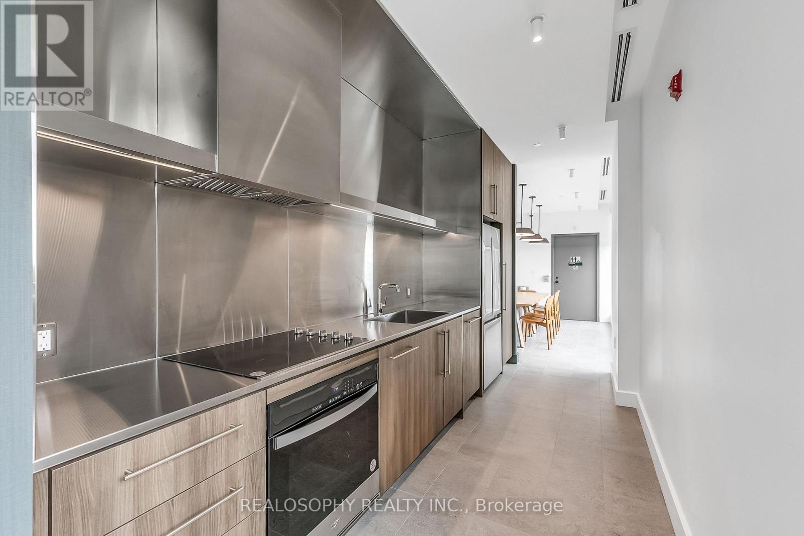 301 - 115 Larchmount Avenue, Toronto, Ontario  M4M 2Y6 - Photo 18 - E12687578