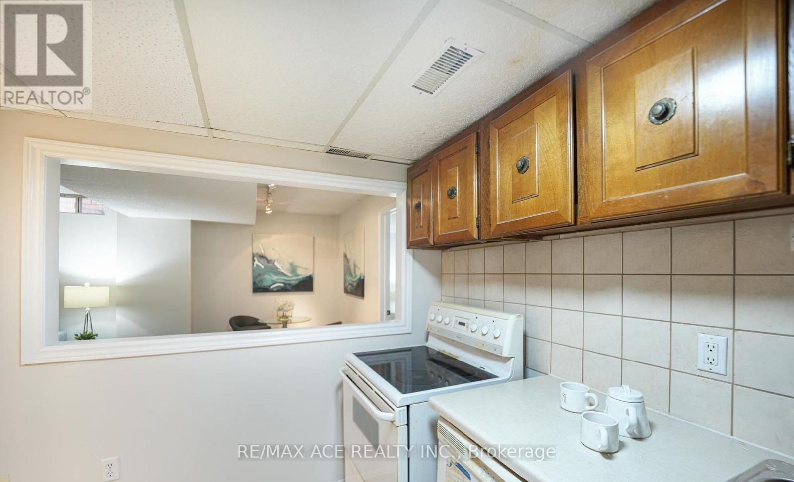 Bsmt - 90 Monk Crescent, Ajax, Ontario  L1Z 1H3 - Photo 3 - E12687586