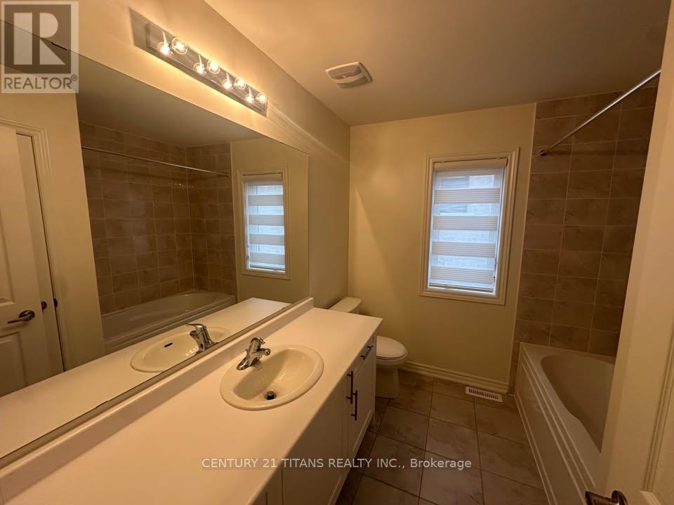 1131 Plymouth Drive, Oshawa, Ontario  L1H 8L7 - Photo 11 - E12687654