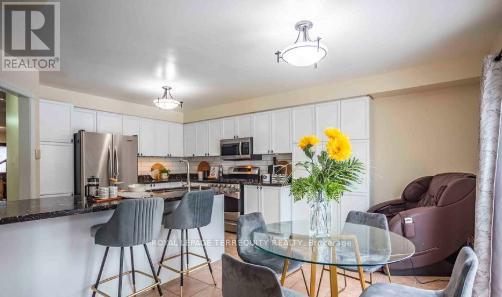 1633 Sherbrook Drive, Oshawa, Ontario  L1K 2X1 - Photo 10 - E12687672