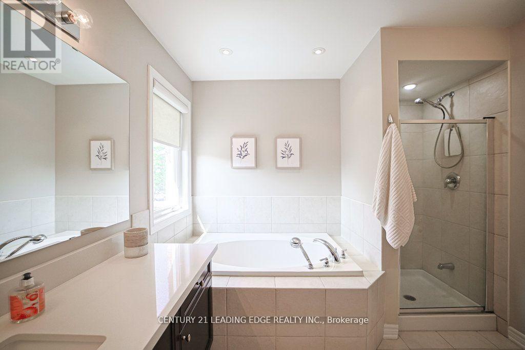 204 Ivy Jay Crescent, Aurora, Ontario  L4G 0E9 - Photo 18 - N12687532