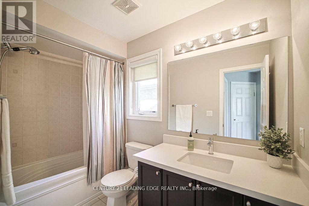 204 Ivy Jay Crescent, Aurora, Ontario  L4G 0E9 - Photo 24 - N12687532