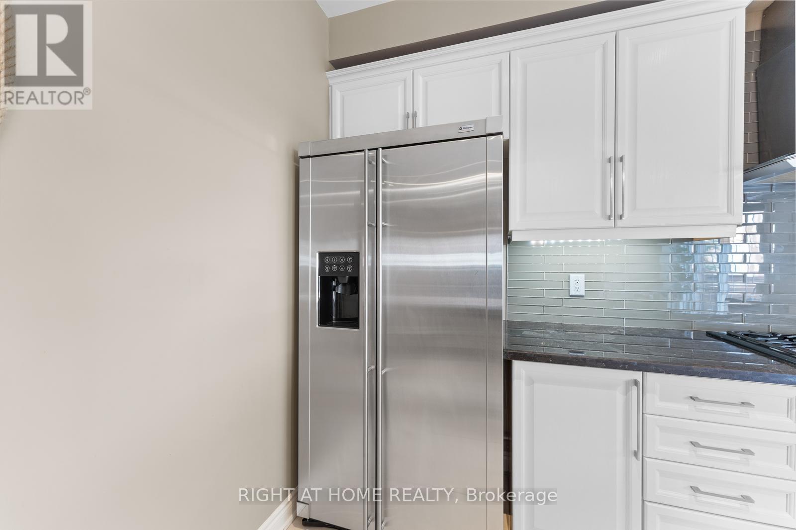 18 Isaac Devins Avenue, Vaughan, Ontario  L4L 0A4 - Photo 17 - N12687538