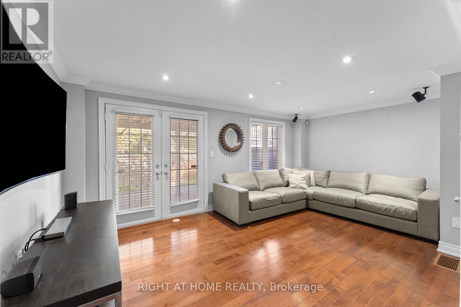 18 Isaac Devins Avenue, Vaughan, Ontario  L4L 0A4 - Photo 31 - N12687538