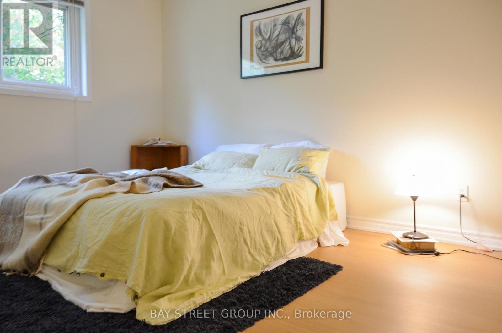 728 Sunnypoint Drive, Newmarket, Ontario  L3Y 2Z8 - Photo 22 - N12687598