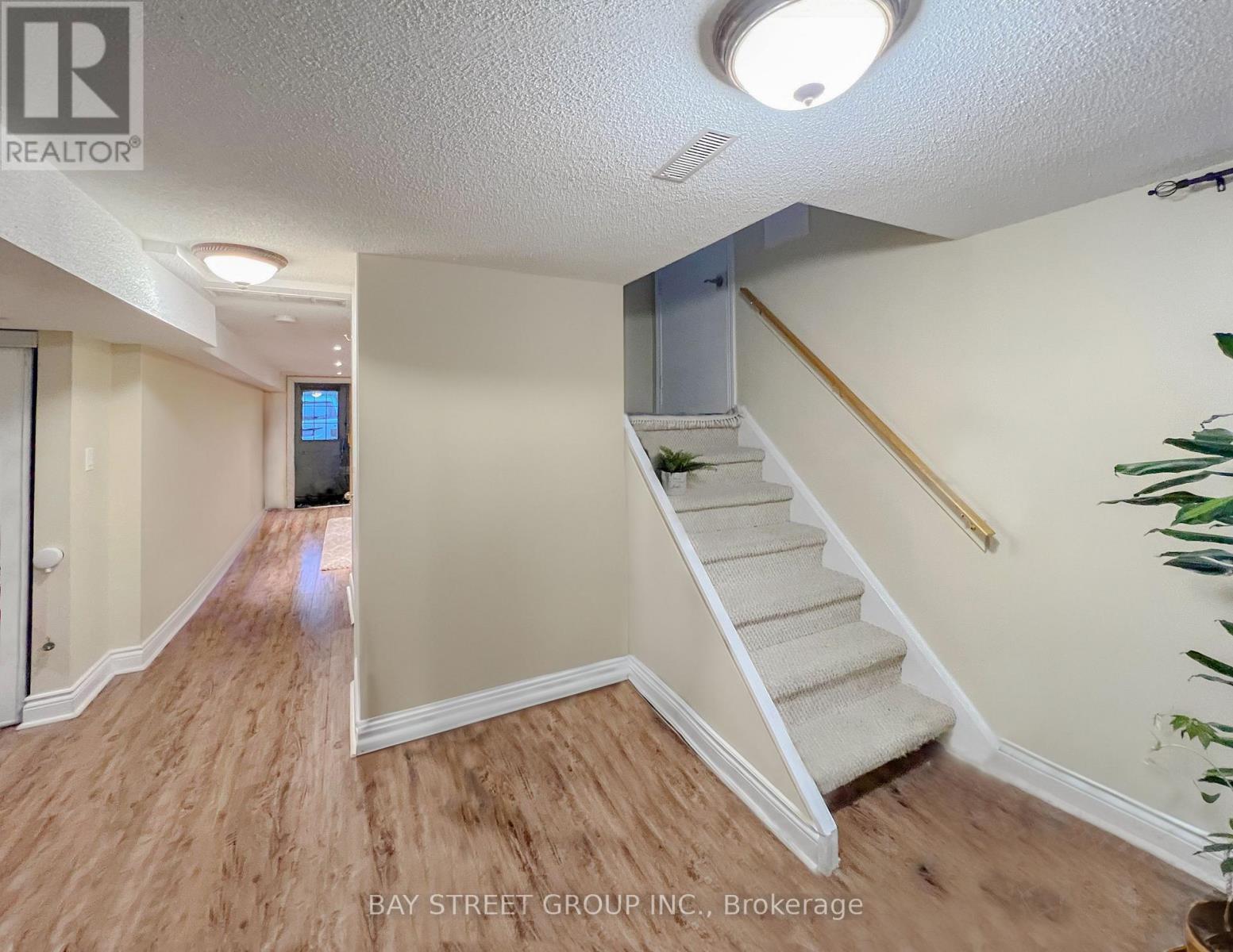 728 Sunnypoint Drive, Newmarket, Ontario  L3Y 2Z8 - Photo 25 - N12687598