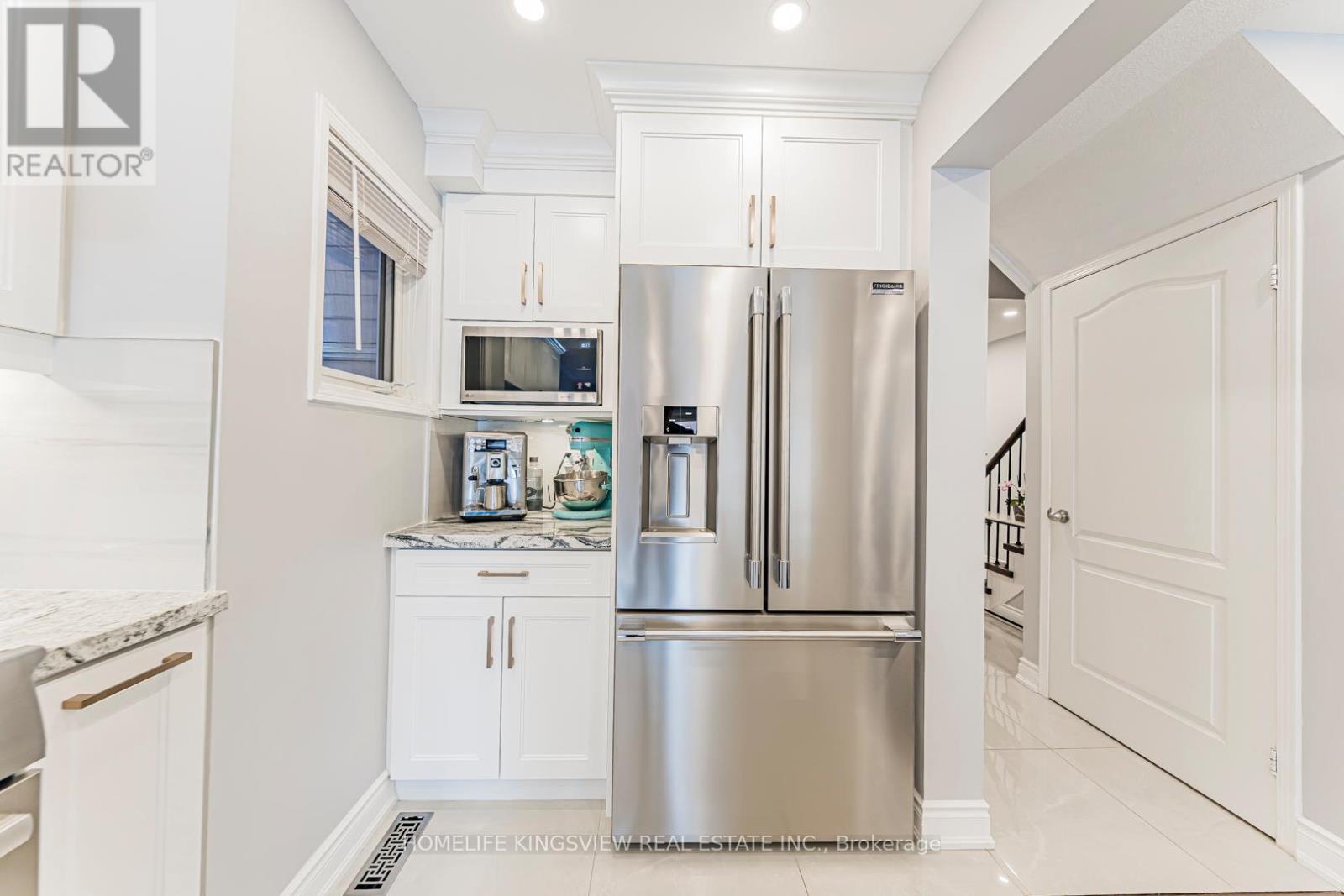 80 Giancola Crescent, Vaughan, Ontario  L6A 2T5 - Photo 18 - N12687656