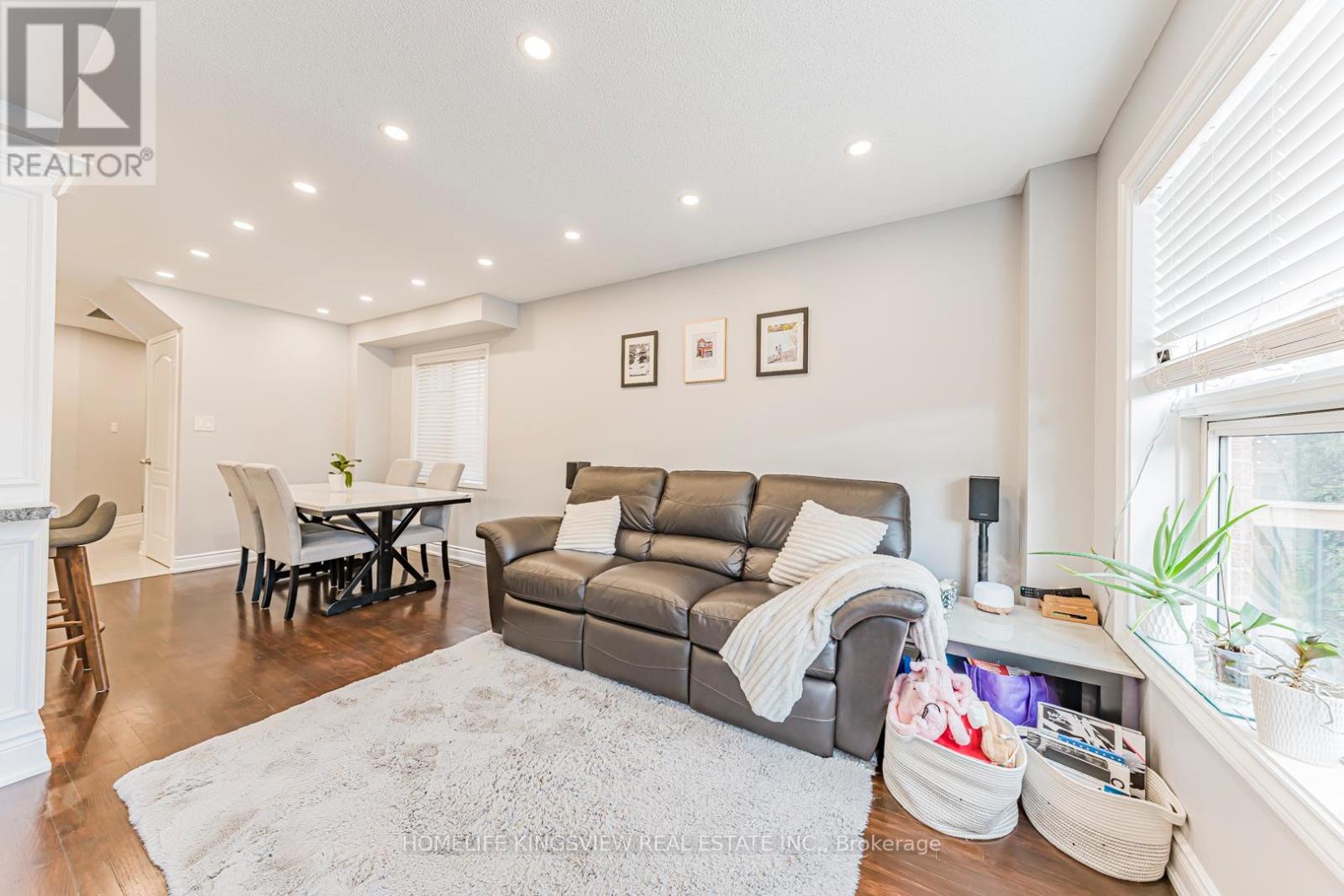 80 Giancola Crescent, Vaughan, Ontario  L6A 2T5 - Photo 24 - N12687656