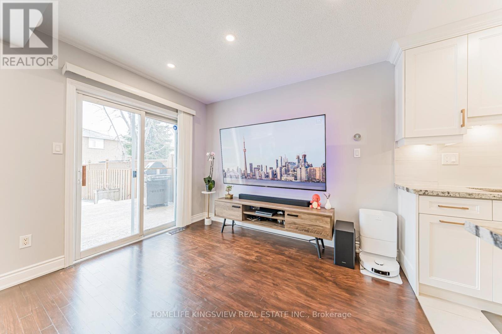 80 Giancola Crescent, Vaughan, Ontario  L6A 2T5 - Photo 25 - N12687656