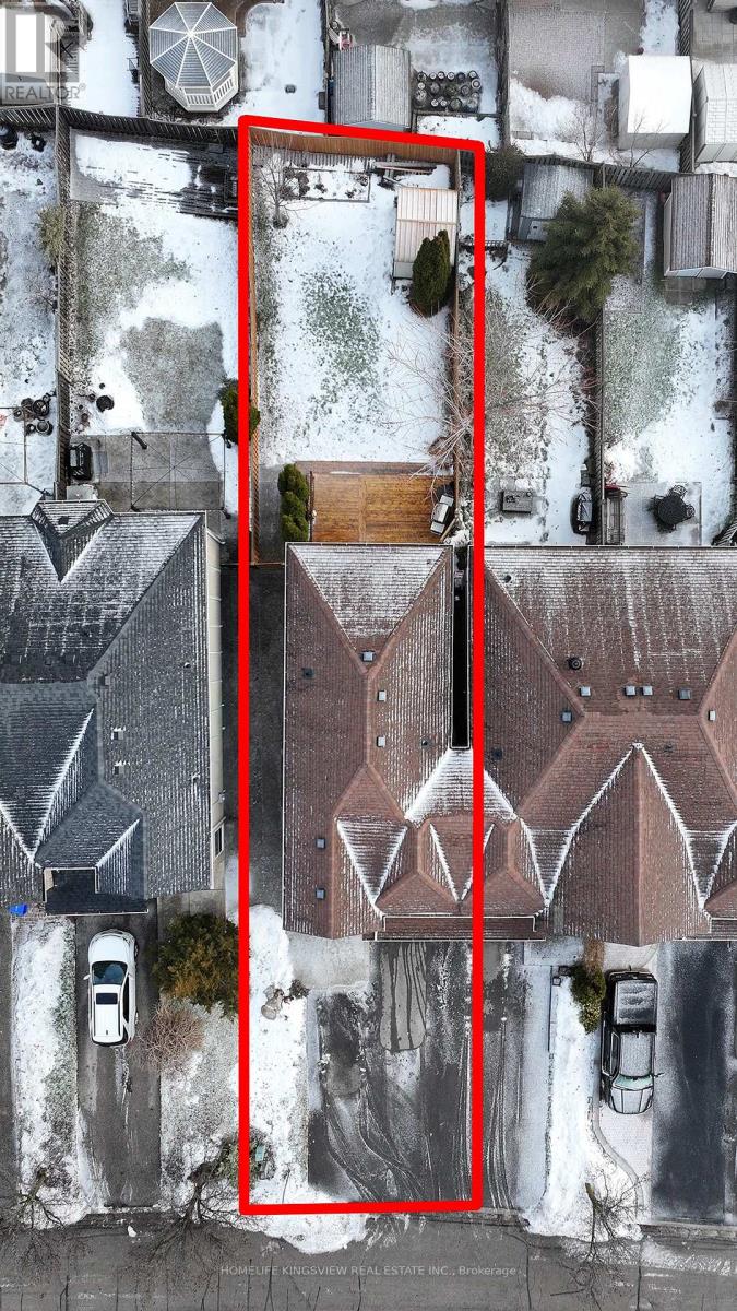 80 Giancola Crescent, Vaughan, Ontario  L6A 2T5 - Photo 3 - N12687656