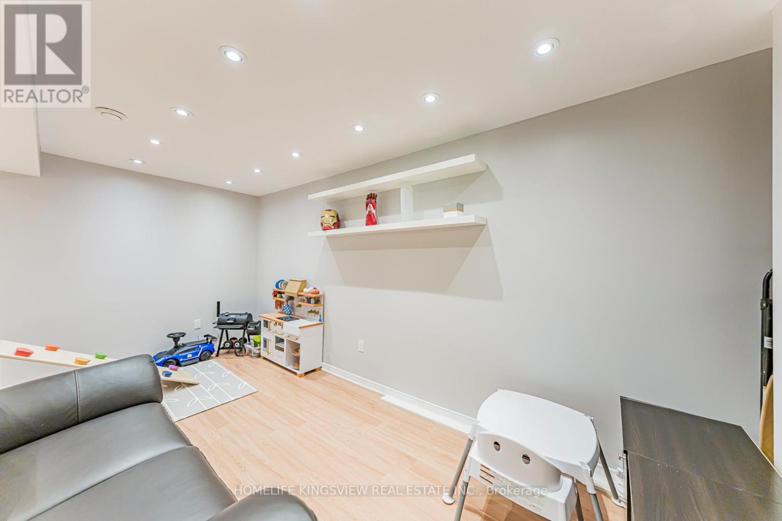 80 Giancola Crescent, Vaughan, Ontario  L6A 2T5 - Photo 45 - N12687656