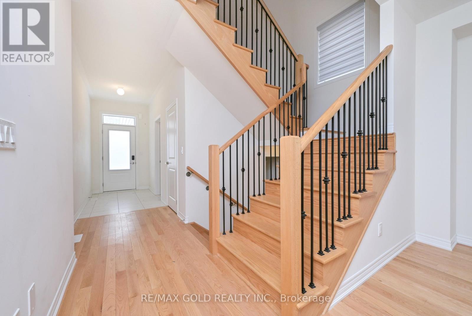 1345 Davis Loop, Innisfil (Lefroy), Ontario  L0L 0B1 - Photo 16 - N12687714