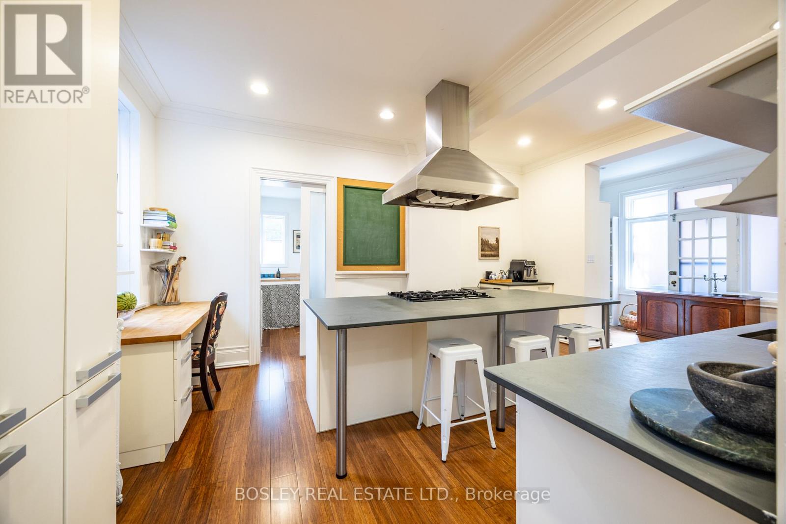 135 Madison Avenue, Toronto, Ontario  M5R 2S3 - Photo 14 - C12447205