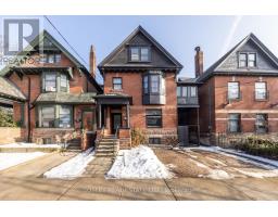 135 MADISON AVENUE, Toronto, Ontario