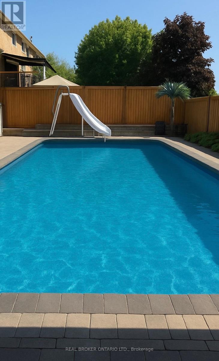 99 Johnson Street, Orillia, Ontario  L3V 7R7 - Photo 2 - S12687544