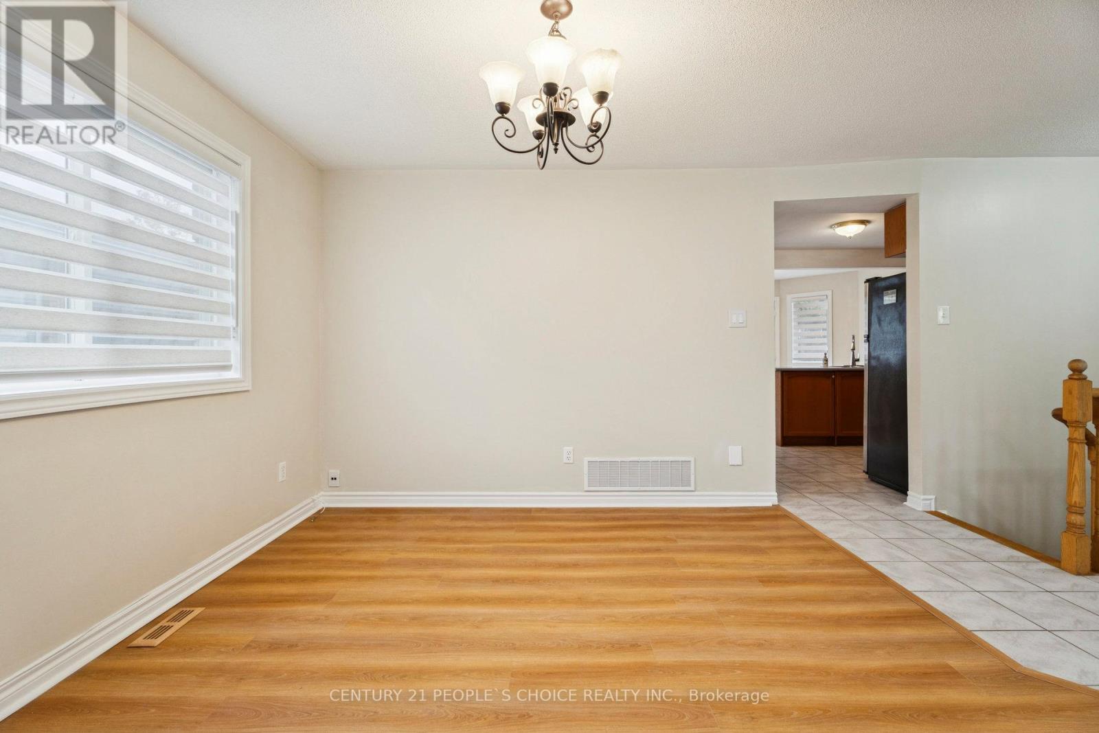 136 Marsellus Drive, Barrie (Holly), Ontario  L4N 0E1 - Photo 11 - S12687568