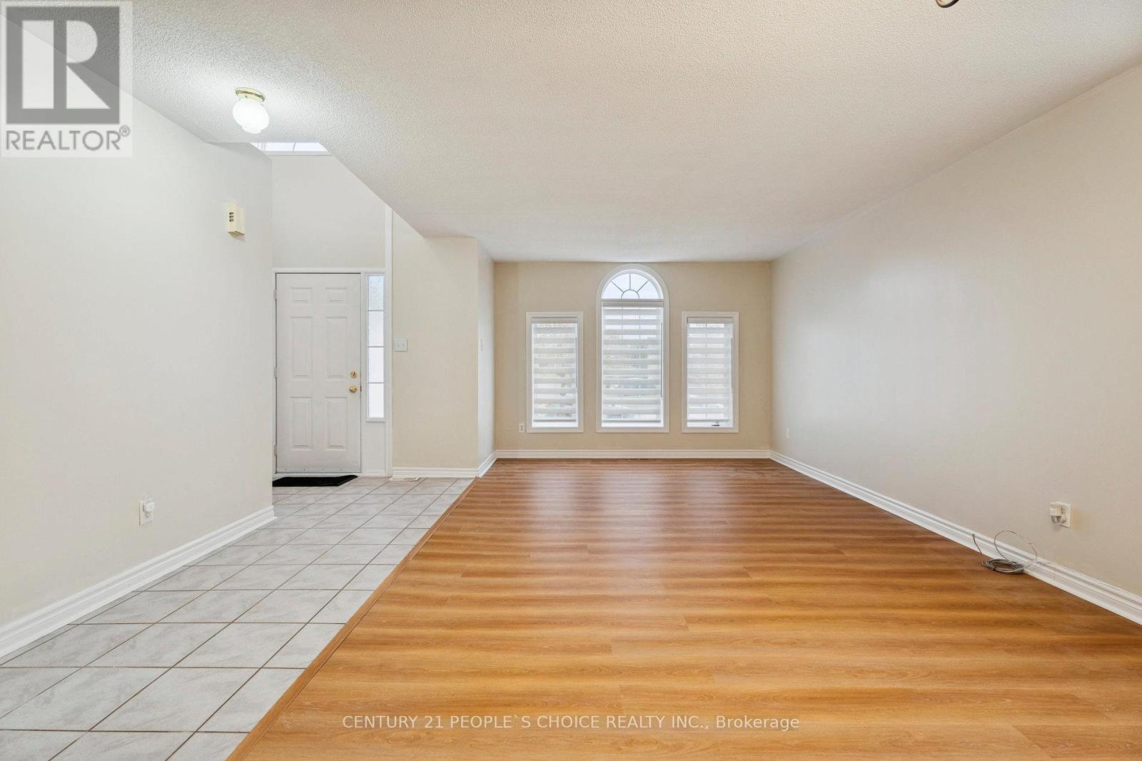 136 Marsellus Drive, Barrie (Holly), Ontario  L4N 0E1 - Photo 7 - S12687568