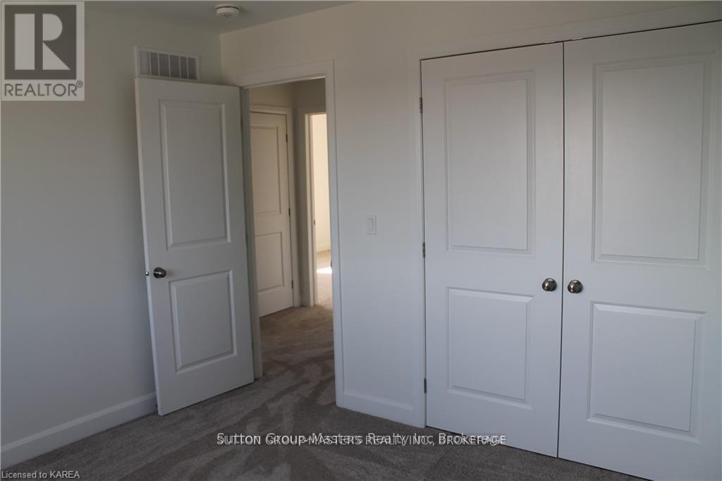 255 Pratt Drive, Loyalist, Ontario  K7N 0E8 - Photo 12 - X12679462