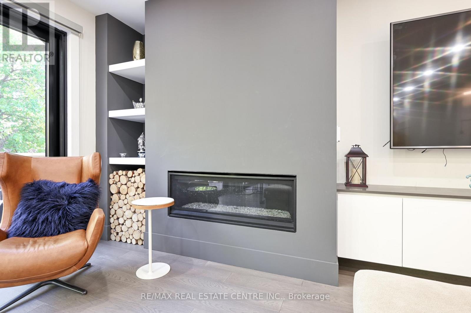 1181 Ogden Avenue, Mississauga, Ontario  L5E 2G8 - Photo 15 - W12687516