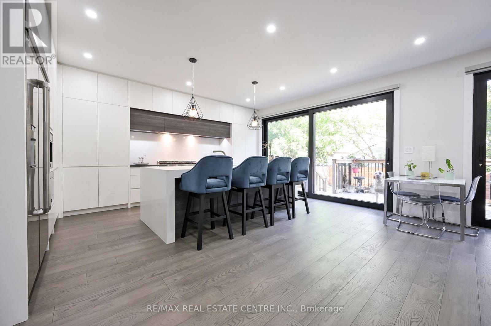 1181 Ogden Avenue, Mississauga, Ontario  L5E 2G8 - Photo 16 - W12687516