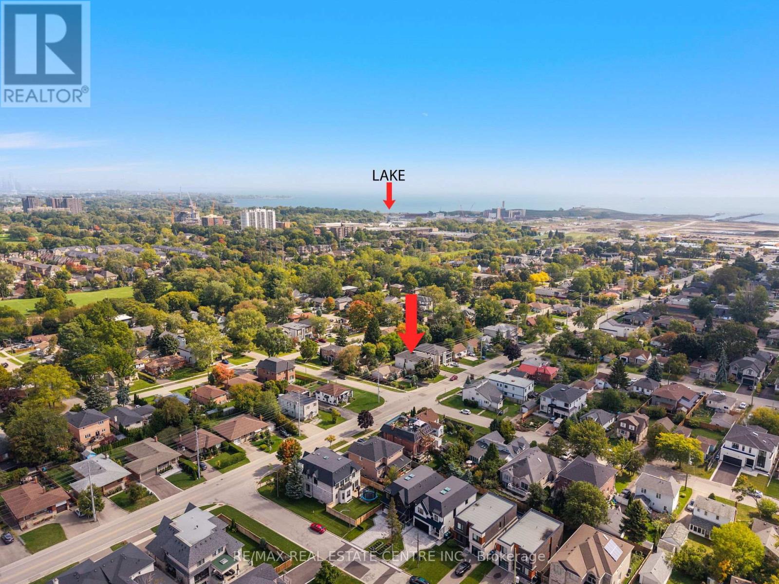 1181 Ogden Avenue, Mississauga, Ontario  L5E 2G8 - Photo 2 - W12687516