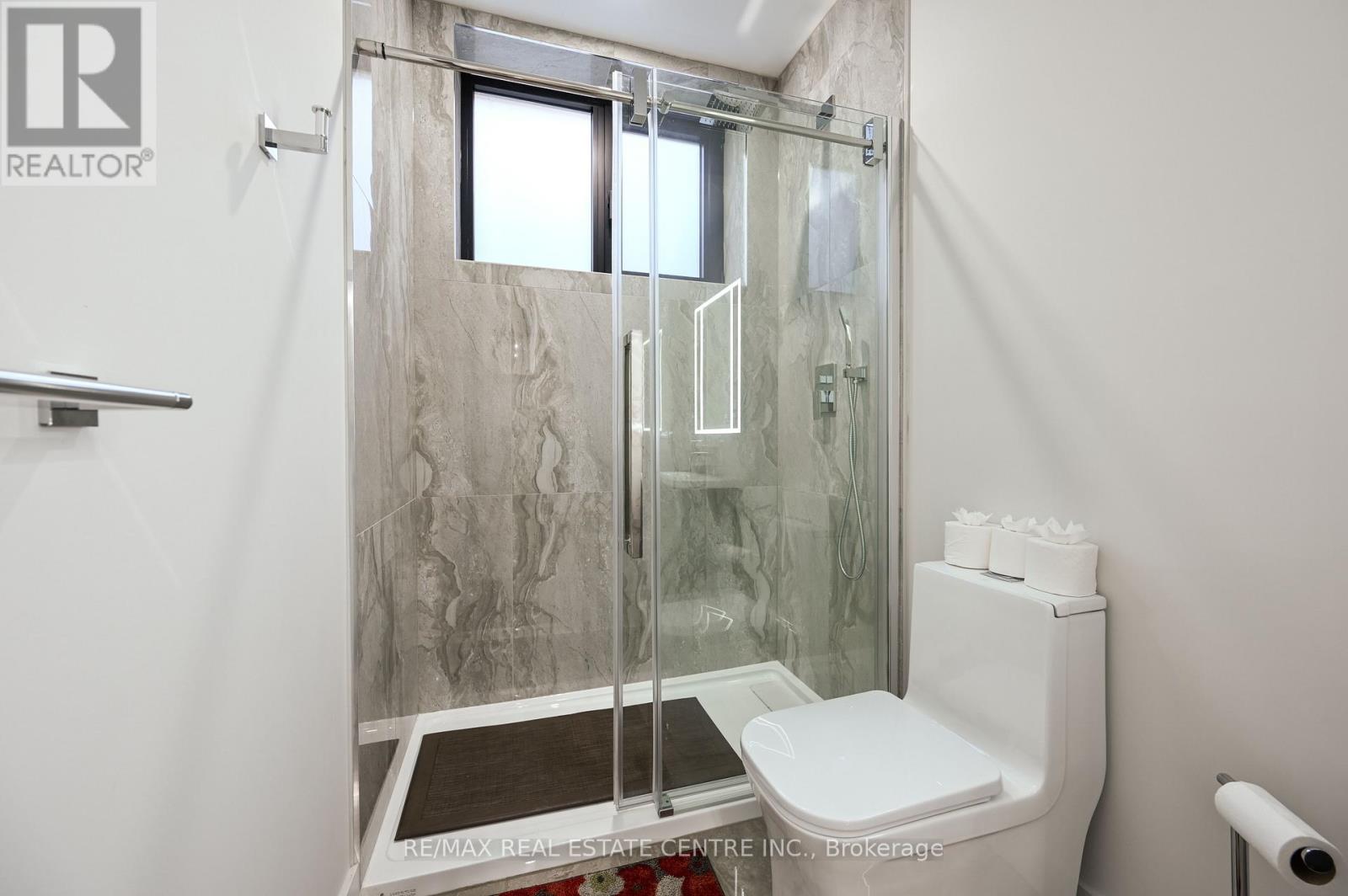 1181 Ogden Avenue, Mississauga, Ontario  L5E 2G8 - Photo 41 - W12687516