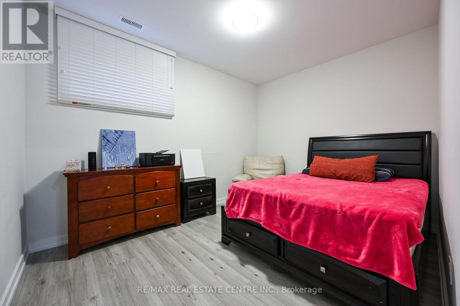 1181 Ogden Avenue, Mississauga, Ontario  L5E 2G8 - Photo 44 - W12687516