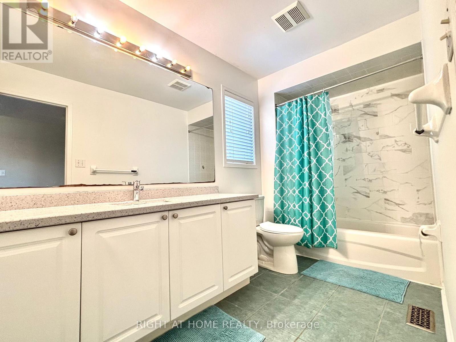 37 Oakmeadow Drive, Brampton, Ontario  L7A 2M1 - Photo 22 - W12687622