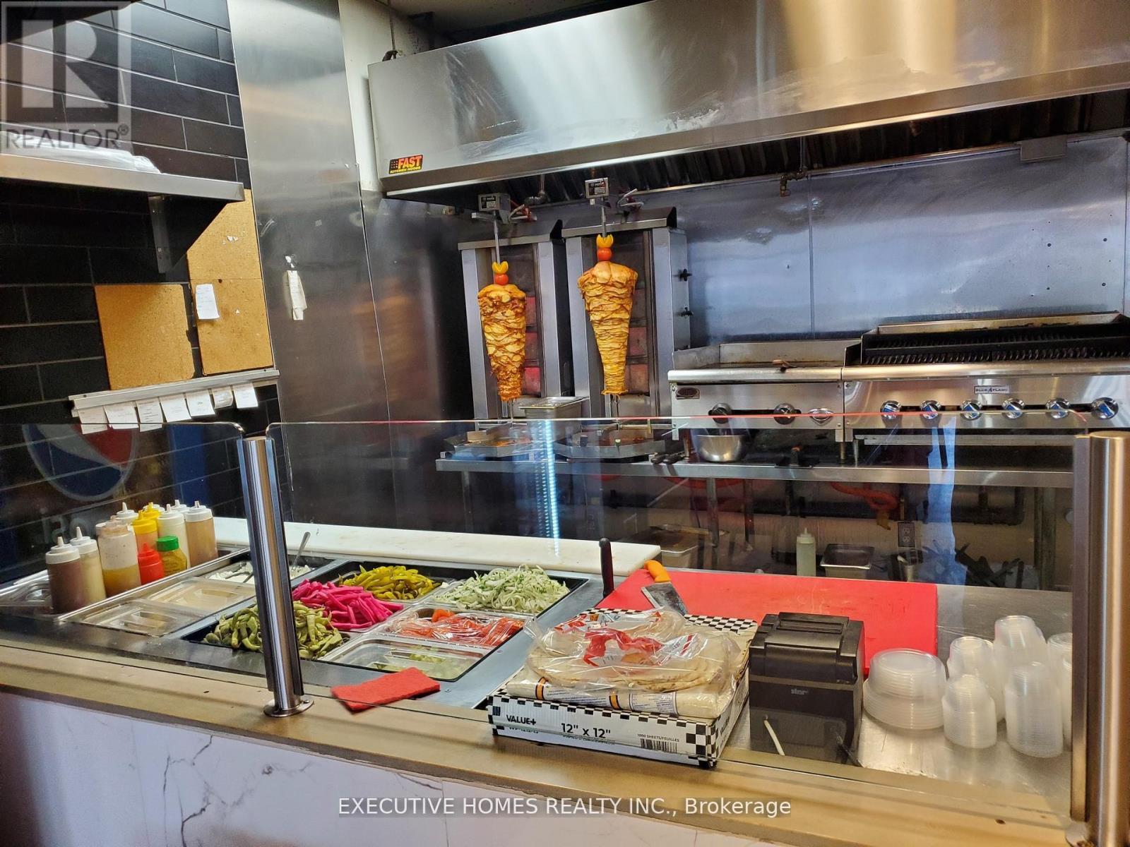 2 - 483 Dundas Street W, Oakville, Ontario  L6M 1L9 - Photo 12 - W12687650