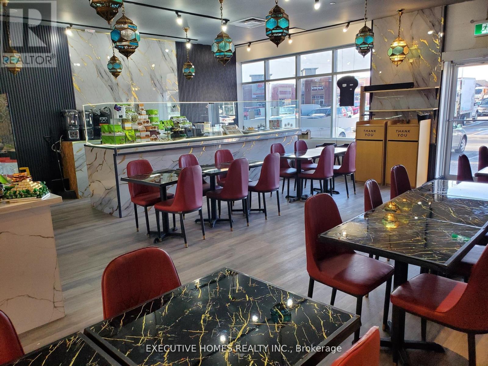 2 - 483 Dundas Street W, Oakville, Ontario  L6M 1L9 - Photo 7 - W12687650