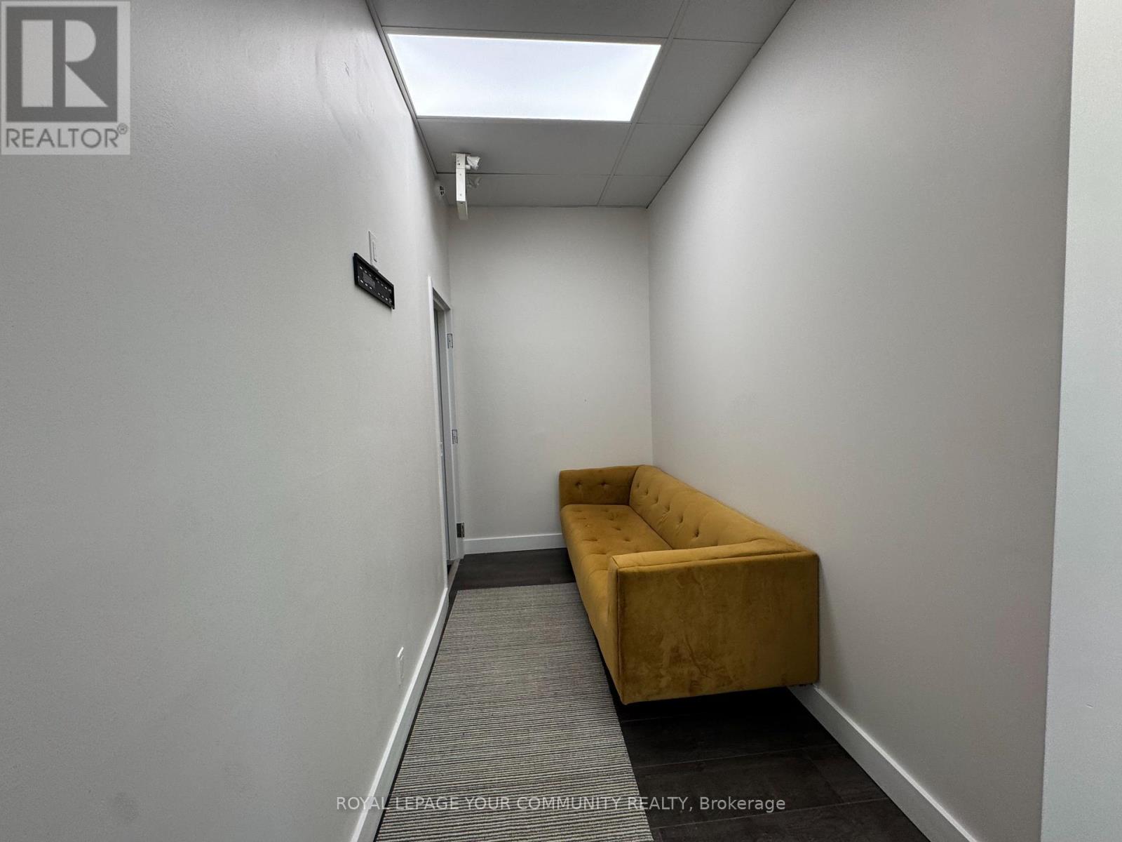 724 Lakeshore Road E, Mississauga, Ontario  L5G 1J6 - Photo 13 - W12687674