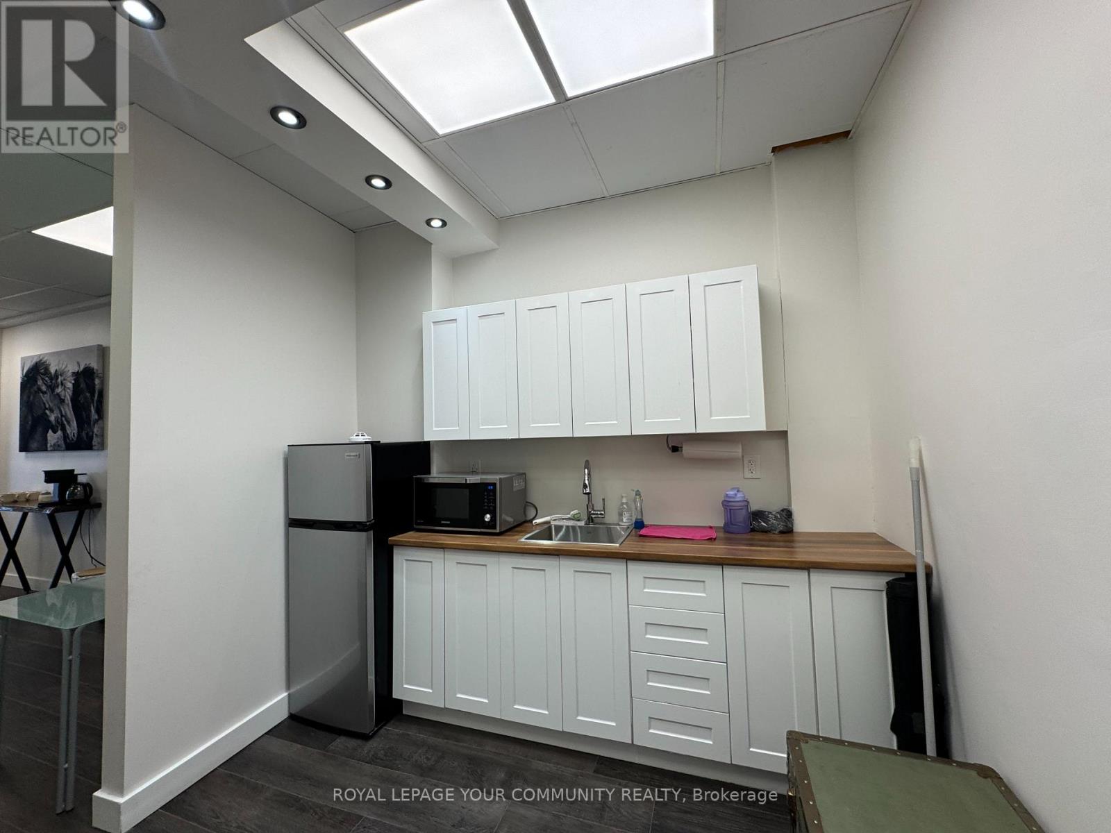 724 Lakeshore Road E, Mississauga, Ontario  L5G 1J6 - Photo 14 - W12687674