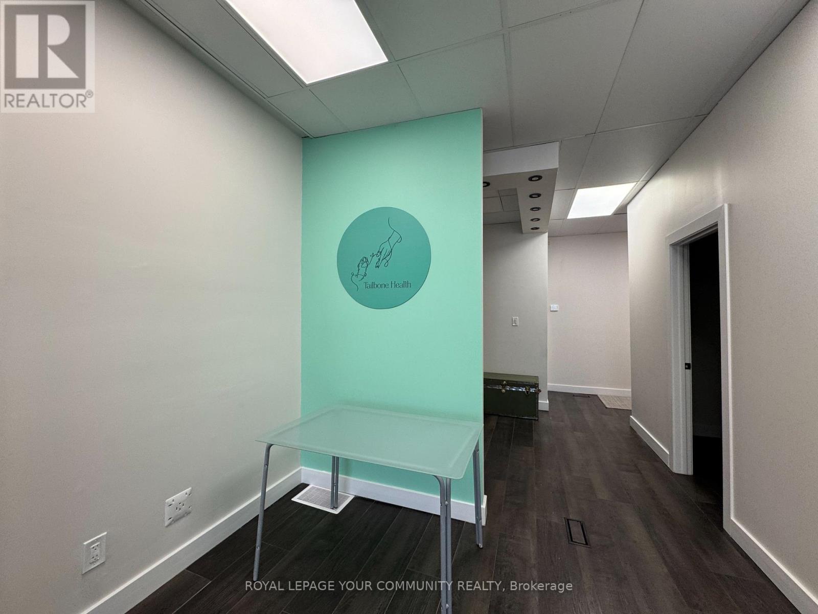 724 Lakeshore Road E, Mississauga, Ontario  L5G 1J6 - Photo 17 - W12687674