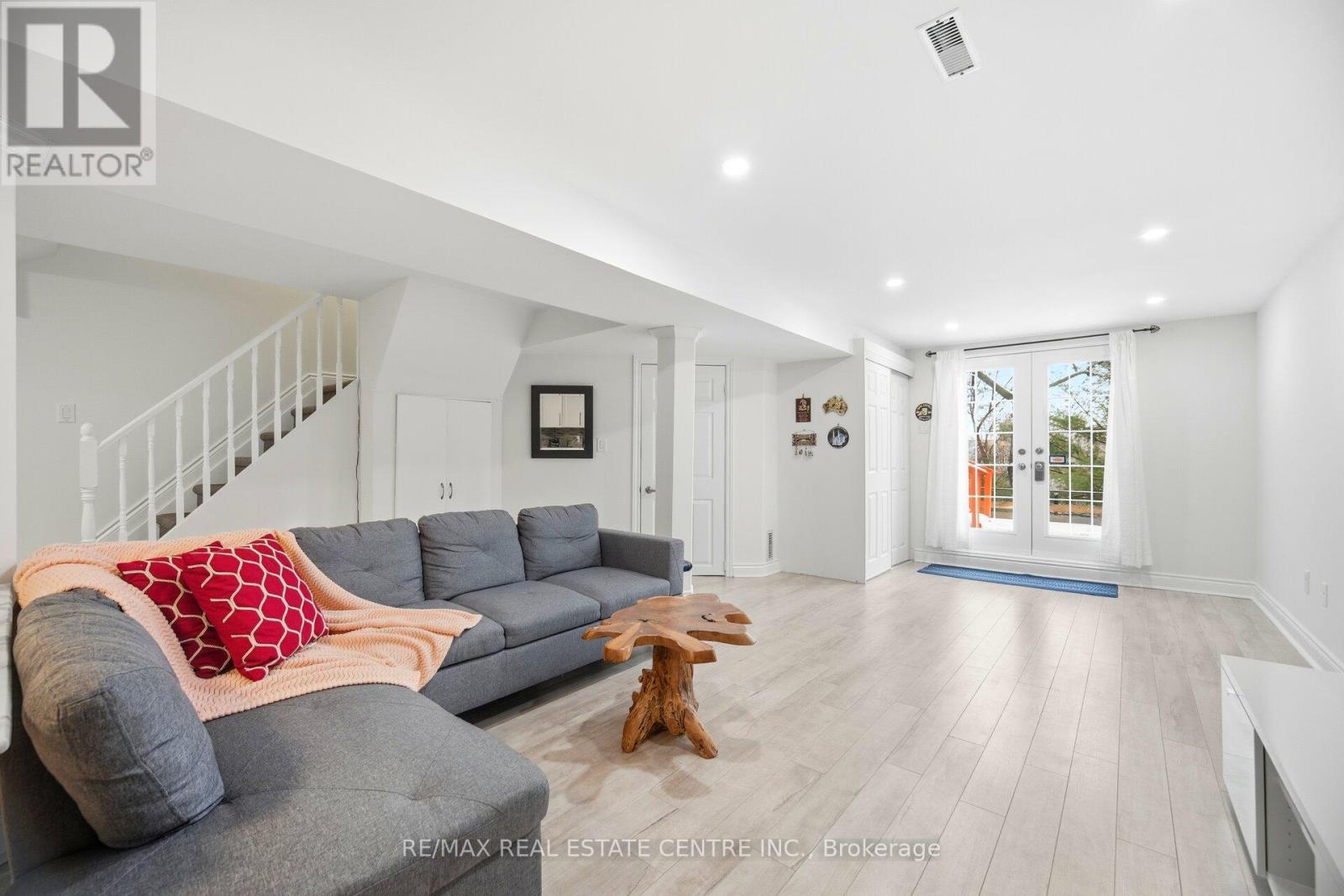 61 Sunforest Drive, Brampton, Ontario  L6Z 2W7 - Photo 33 - W12687684