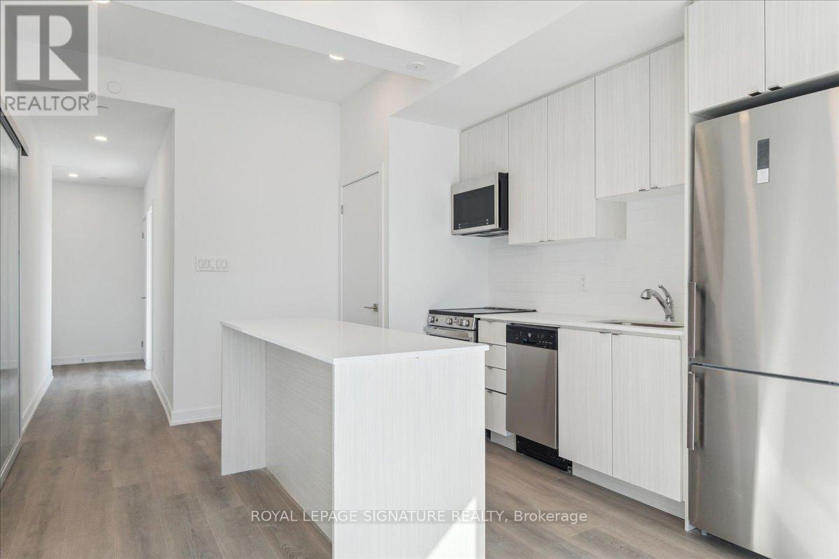 701 - 2433 Dufferin Street, Toronto, Ontario  M6E 3T3 - Photo 12 - W12687692