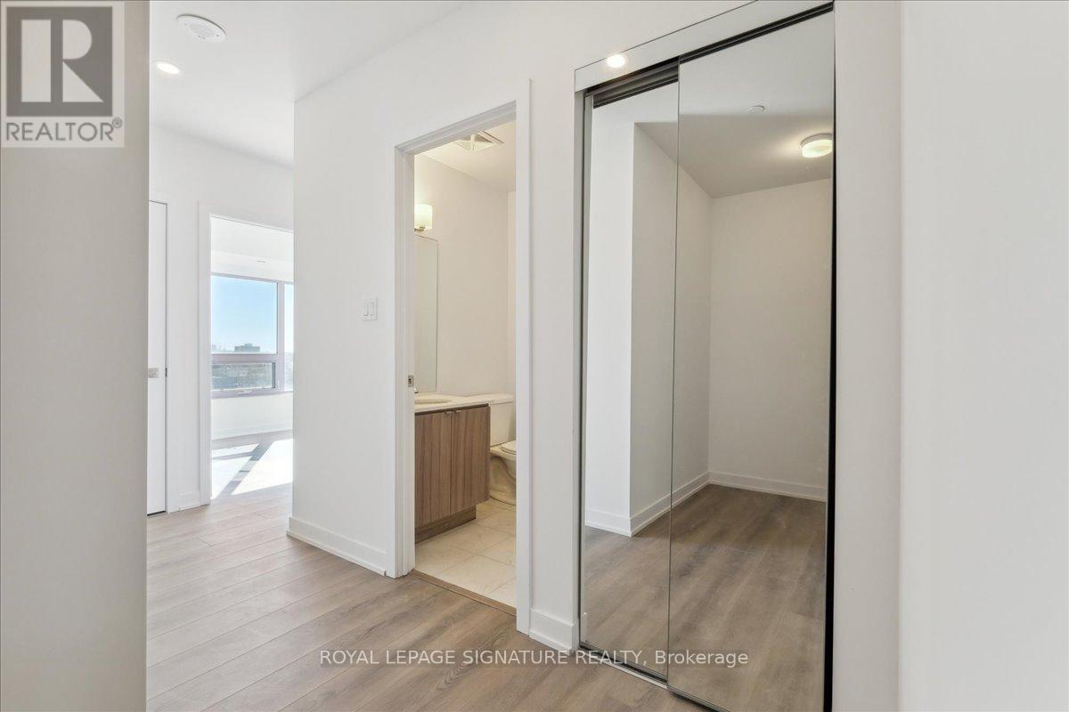 701 - 2433 Dufferin Street, Toronto, Ontario  M6E 3T3 - Photo 16 - W12687692