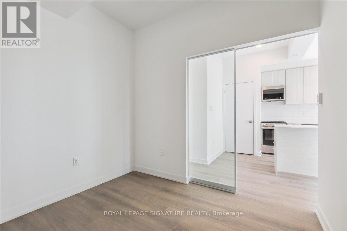 701 - 2433 Dufferin Street, Toronto, Ontario  M6E 3T3 - Photo 32 - W12687692