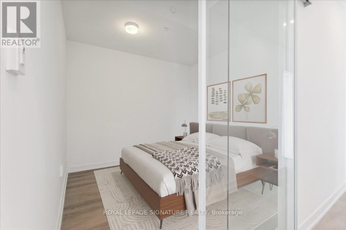 701 - 2433 Dufferin Street, Toronto, Ontario  M6E 3T3 - Photo 6 - W12687692