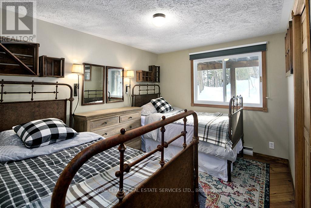 157 Bowles Bluff Road, Grey Highlands, Ontario  N0C 1H0 - Photo 31 - X12687378