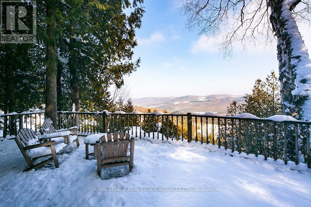 157 Bowles Bluff Road, Grey Highlands, Ontario  N0C 1H0 - Photo 18 - X12687378