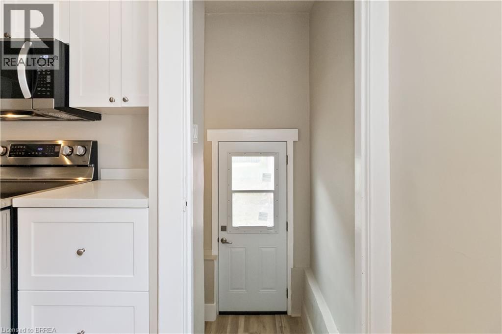 179 Grey Street, Brantford, Ontario  N3S 4W4 - Photo 12 - 40758384
