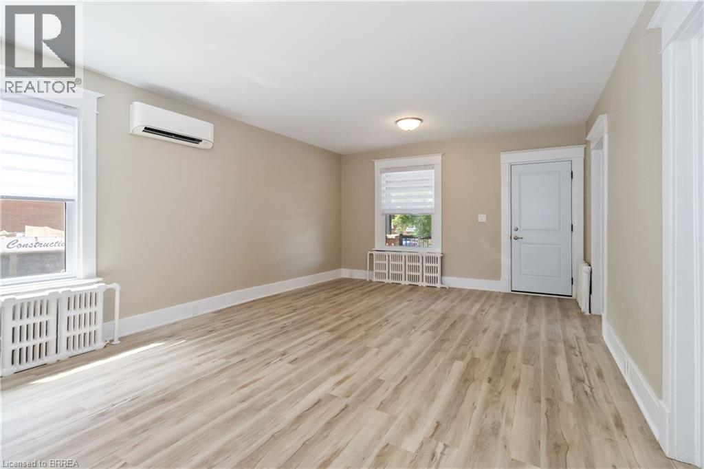 179 Grey Street, Brantford, Ontario  N3S 4W4 - Photo 8 - 40758384