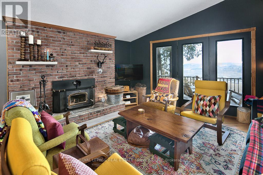 157 Bowles Bluff Road, Grey Highlands, Ontario  N0C 1H0 - Photo 7 - X12687378