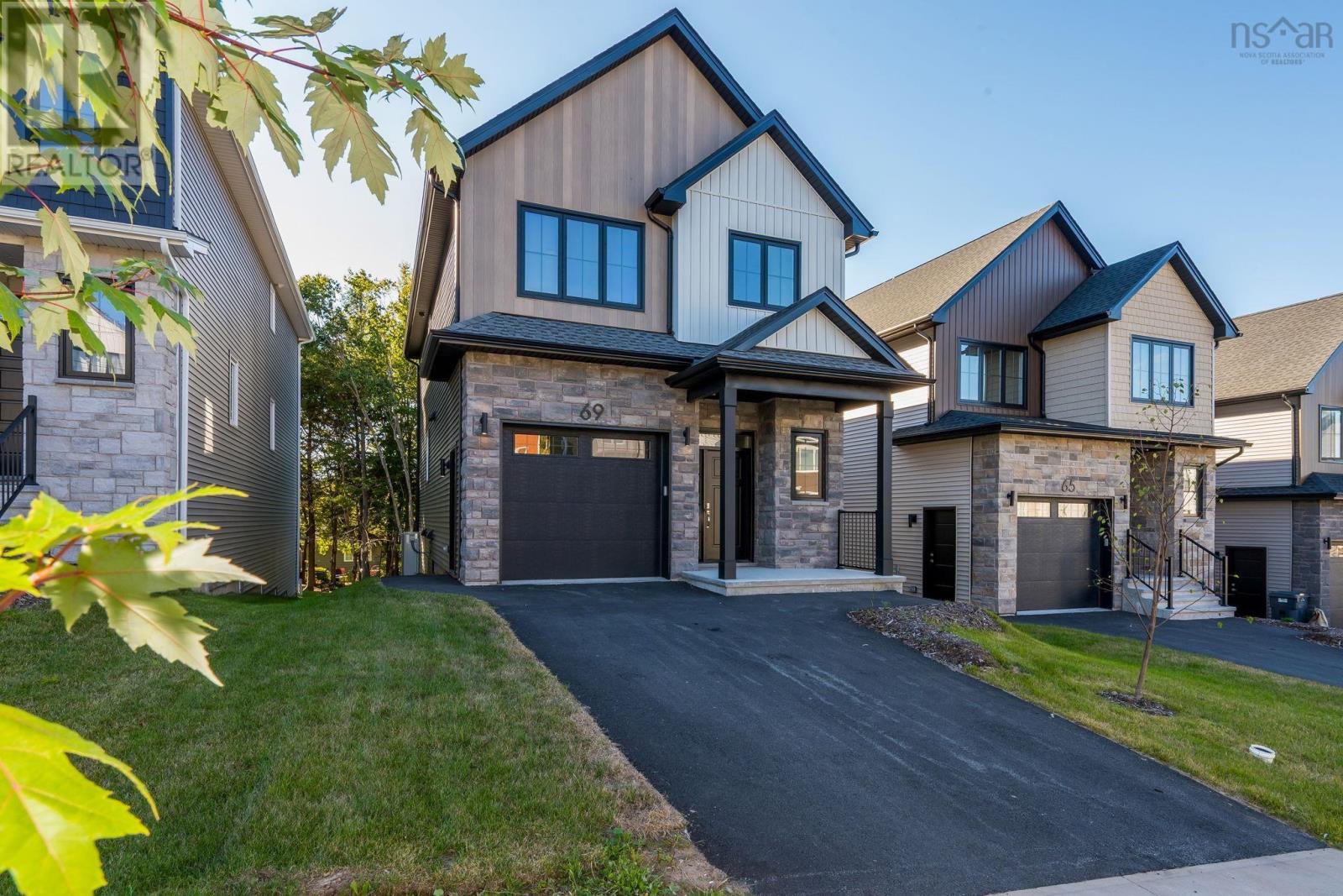 PC32 69 Pearlgarden Close, Dartmouth, Nova Scotia