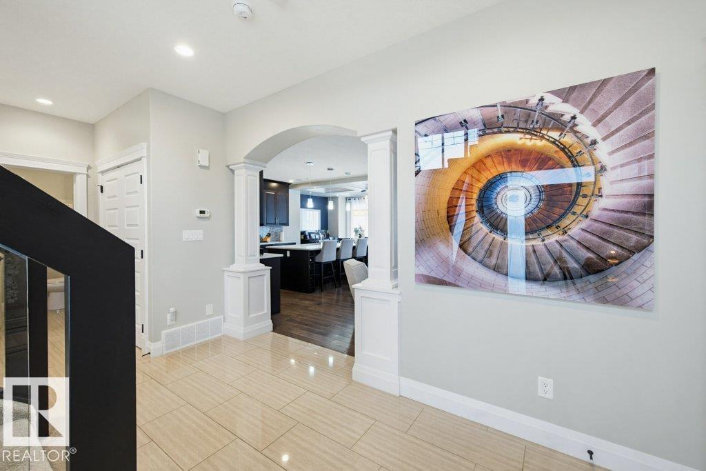 2603 Bluejay Cl Nw, Edmonton, Alberta  T5S 0J7 - Photo 6 - E4469773