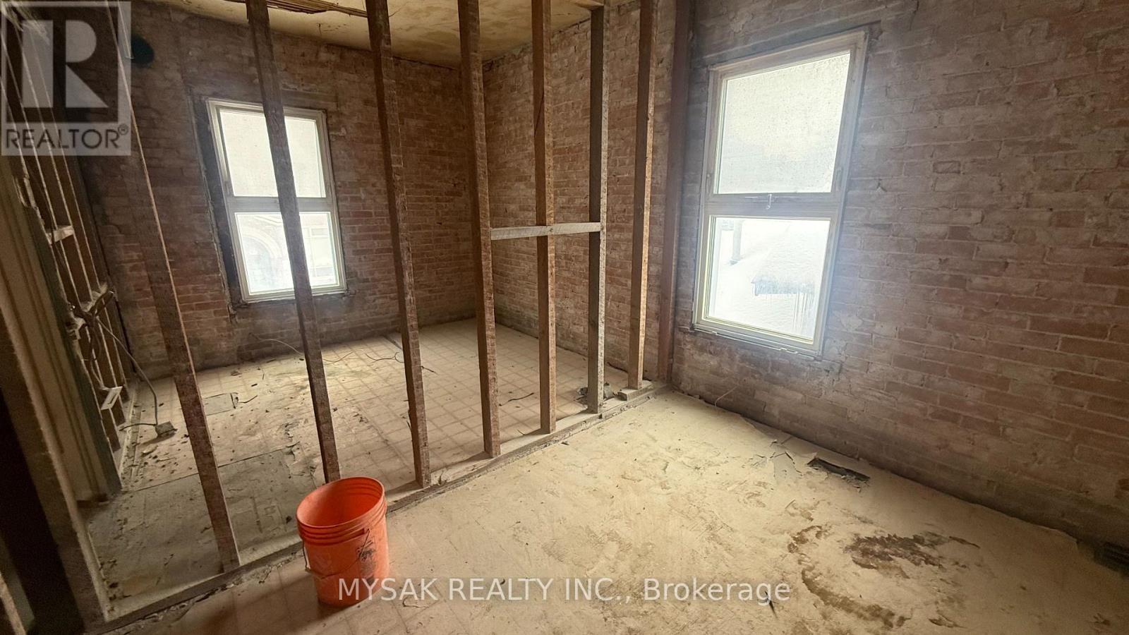 514-516 Aylmer Street N, Peterborough, Ontario  K9H 3W5 - Photo 13 - X12687566