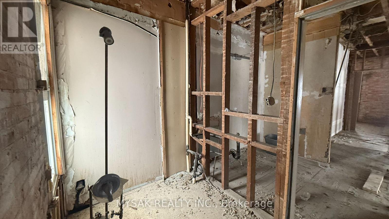 514-516 Aylmer Street N, Peterborough, Ontario  K9H 3W5 - Photo 16 - X12687566